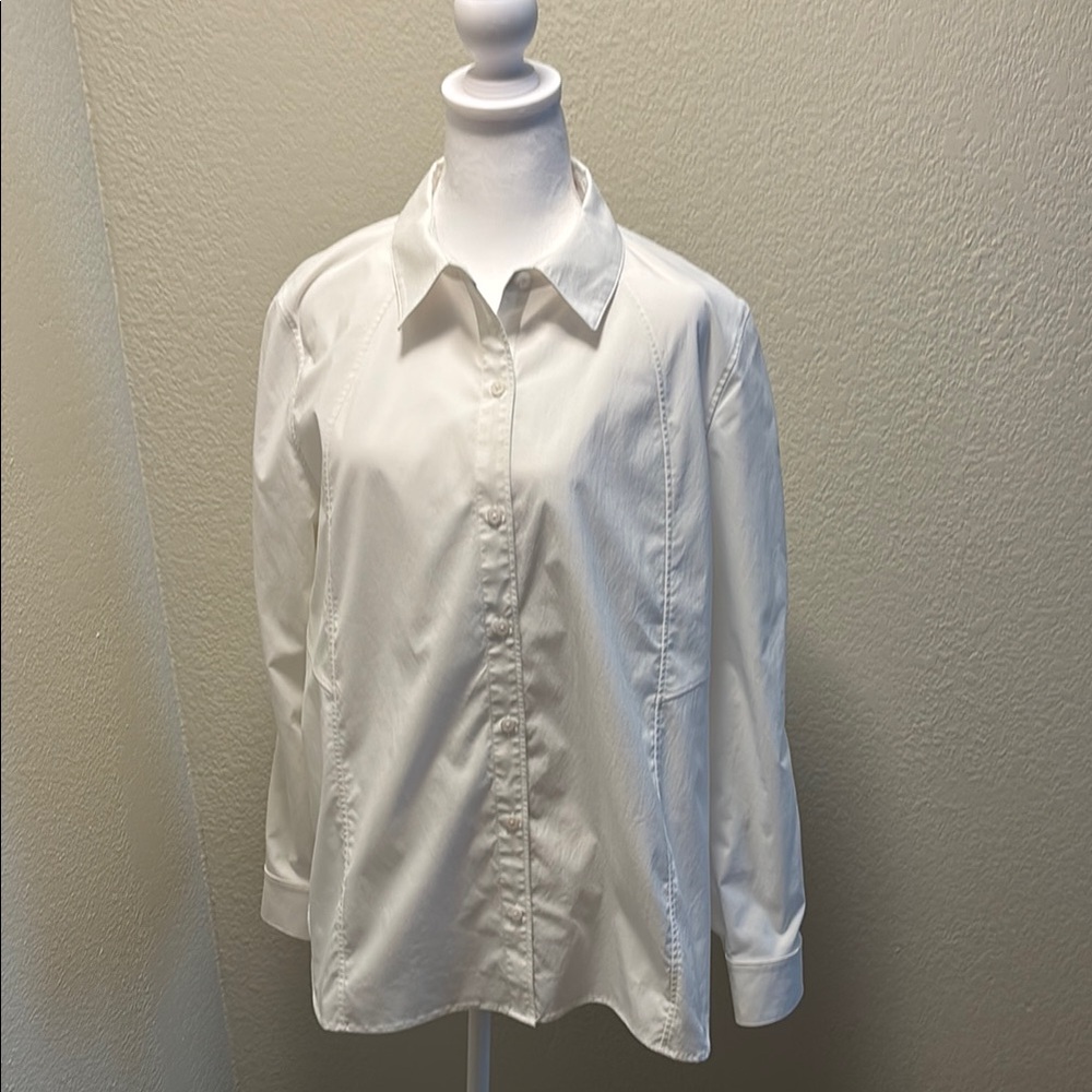 Athleta Crisp White Shirt